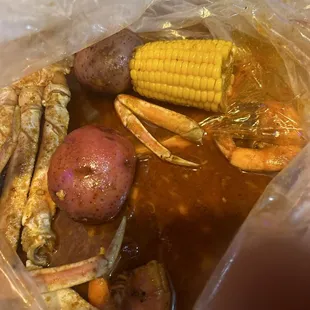 1/2 pound of shrimp 1/2 pound of crab??? Error