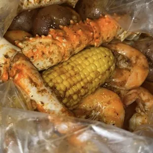 King crab wasn't fresh and tasted old.