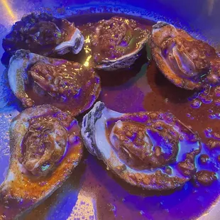 Steam Oyster in The Boom!!! Sauce