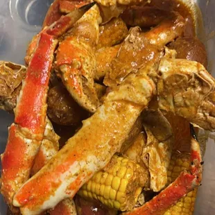 3 pd of king crab legs