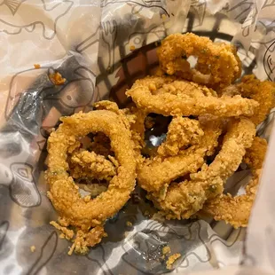 Calamari with marinara sauce