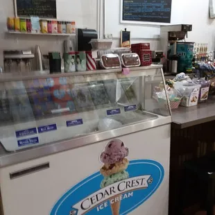 Now serving breakfast, sandwiches, wraps, icecream homemade soups, chili, and much more!!