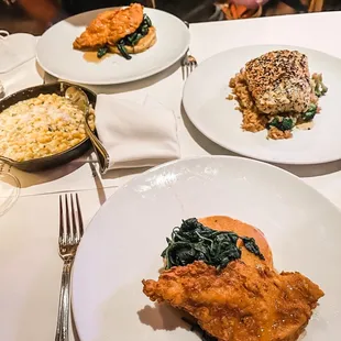 food, chicken wings and fried chicken