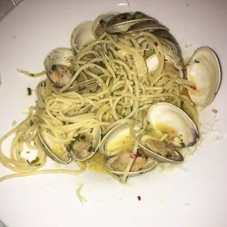 Linguini With Clams