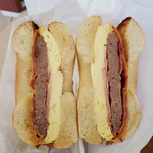 Breakfast Bagel (cheese-bacon-ham-sausage-egg) - 3.5/5