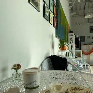 Bagel &amp; latte