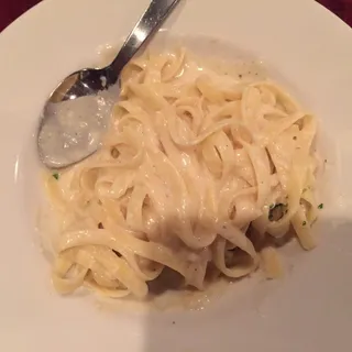 Fettuccine Alfredo