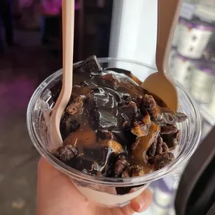 Salted caramel and fudge brownie sundae