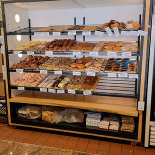 Donut case