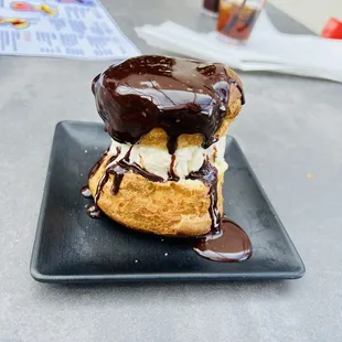 Profiterole - yummy!