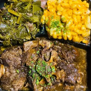 Oxtails w/ Greens &amp; Mac N Cheese