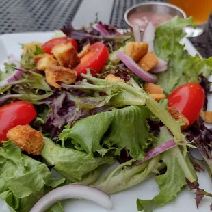 House salad - excellent