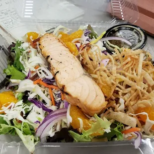 Asian salad with salmon