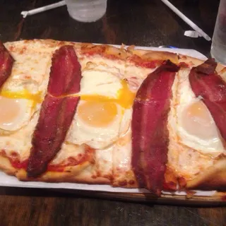 Breakfast Pizza