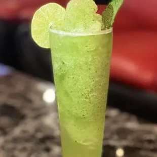 Virgin mint mojito