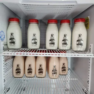 Original whole milk and flavored milk from Rosa Brothers.