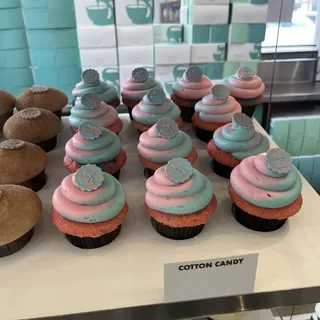 Cotton Candy Cupcake