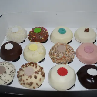 Assorted Daily Dozen Cupcakes