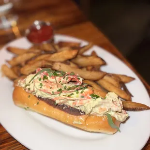 Maine Lobster Roll (~$34)