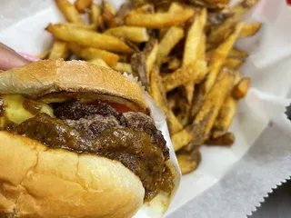 CHUBZ Famous Chiliburgers