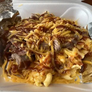 Brisket &amp; Mac &apos;n Cheese bowl