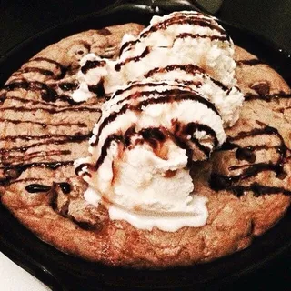 Skillet Cookie