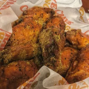 chicken wings, poultry, chicken, bbq wings, bbq chicken, food, fried chicken wings, fried chicken, chicken wings and fried chicken