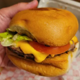 Classic Burger with Cheese