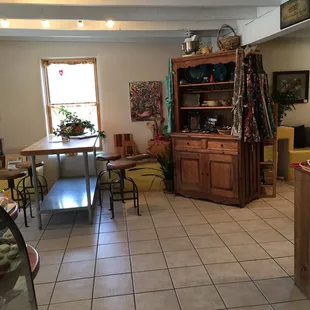  kitchen and dining area