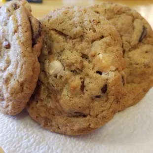 Raspberry Pecan Triple Chocolate Chip Cookies