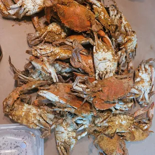  pile of crabs on a table