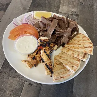 Gyro Gyros &amp; Kabob Combo