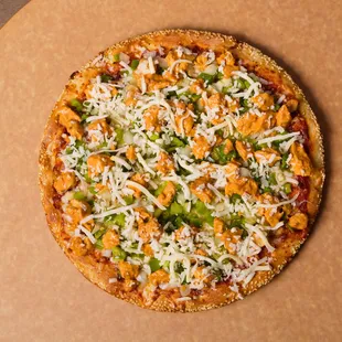 Creamy Butter Pizza:-
Indulge in the creamy goodness of Butter Chicken or Butter Paneer, Creamy Butter Sauce, Green Pepper, Onion.