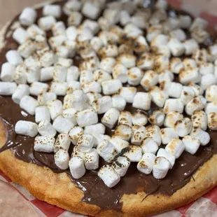 Nutella Marshmallow Pizza