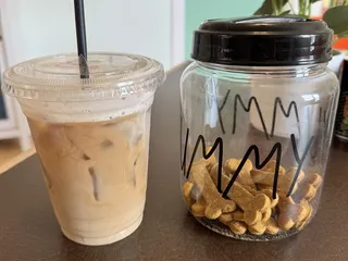 Beachside Caffe by YAMO