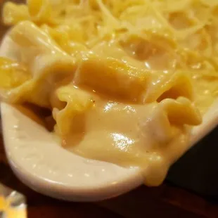 Close up of the 5 cheese Mac and cheese
