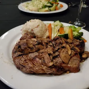 12 oz Ribeye + Wild Horse Cabernet