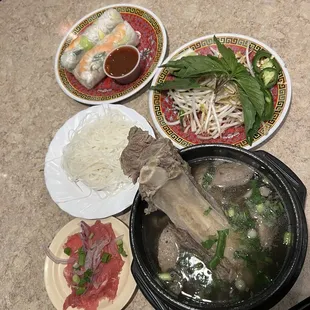 Pho Đặc Biệt (#1) &amp; Spring Rolls
