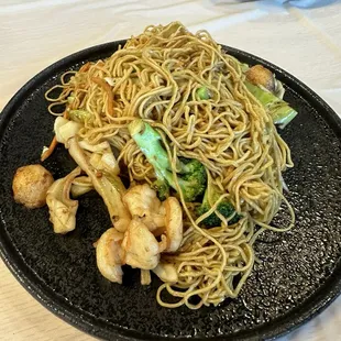 Seafood egg noodle