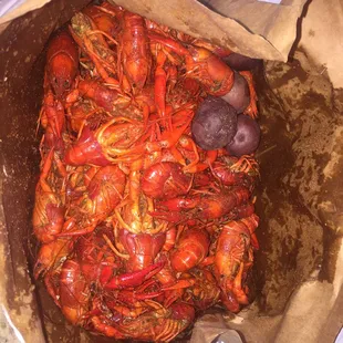 5 lbs with potatoes--- Good stuff! Nicely seasoned.