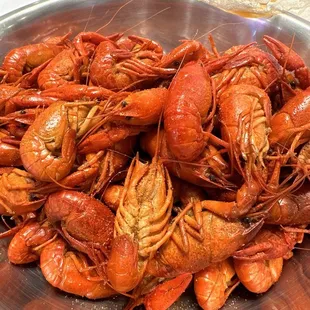 3 lbs of crawfish in Louie boil 4 *