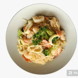 Stir Fried seafood noodle