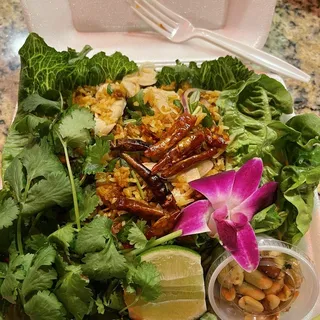 Crispy rice with chicken