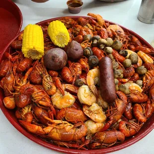 crawfish, corn, potatoes, corn on the cob, potatoes, corn on the cob,