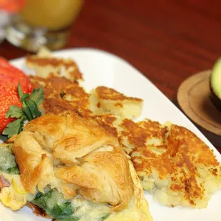 Croissandwich make-your-own with grilled potatoes