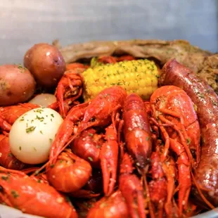 Crawfish, corn, potatoes, sausage &amp; a Turkey Neck!