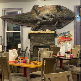 The decor was very nice.  Well decorated and not overdone.