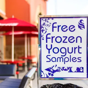 a free frozen yogurt sample sign