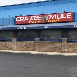 The Crazee Mule..plenty of parking.