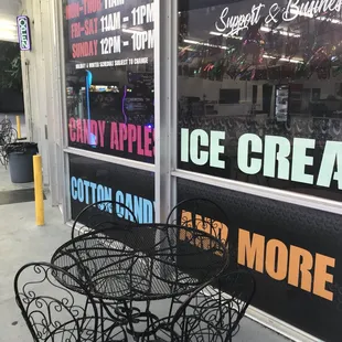 Outside you can sit &amp; relax w friends. Eat ice cream, or enjoy savories (Fritos pie, warm corn in a cup, etc.)